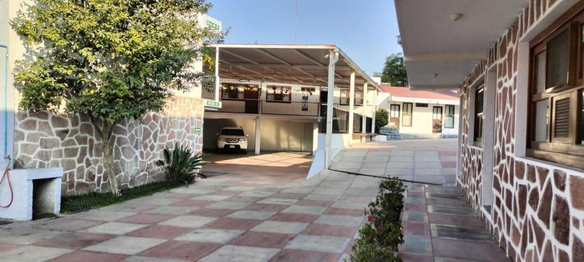 Hotel Avenida Ixmiquilpan Exterior foto
